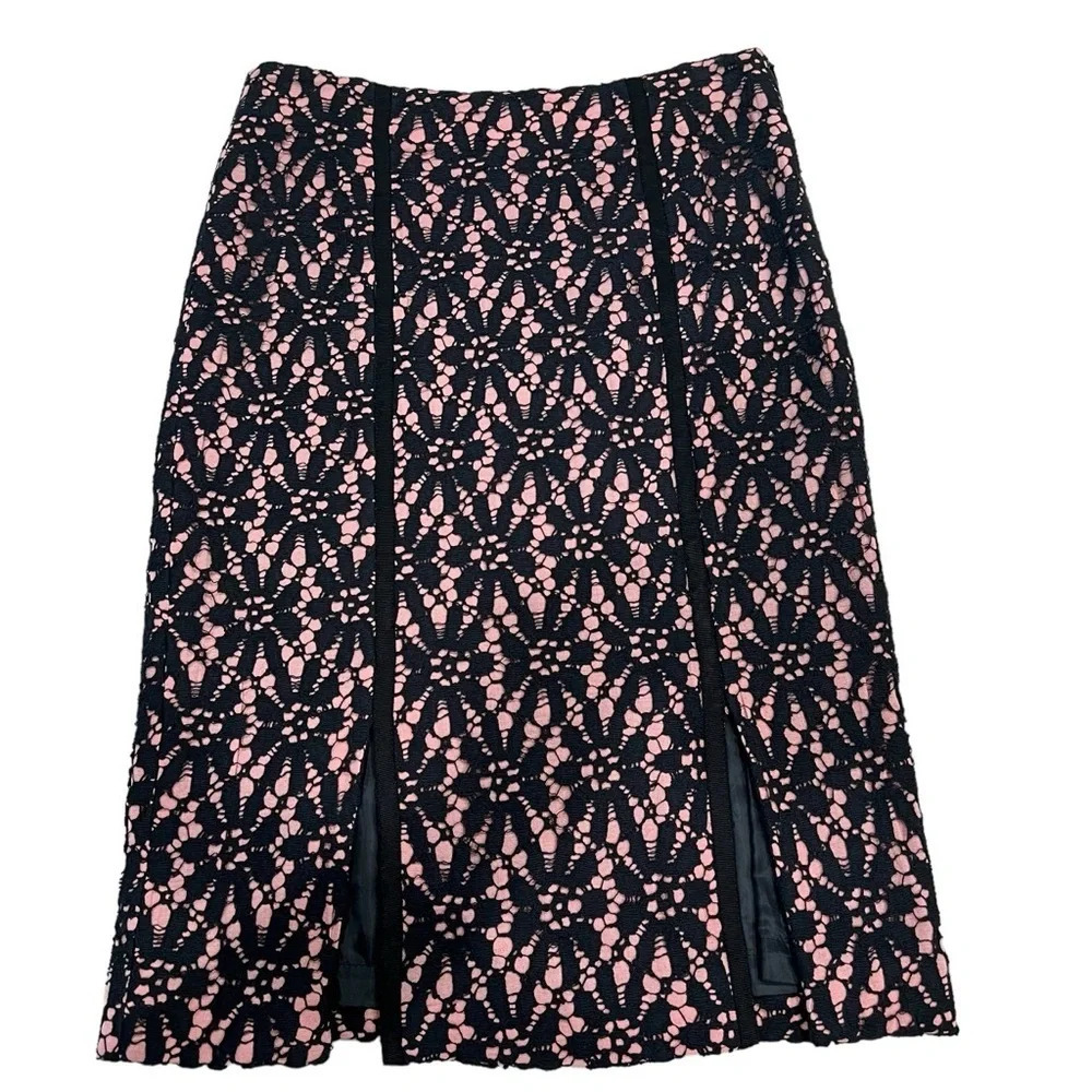 Garfield & Marks Pink Lace Pencil Skirt Size 8‎